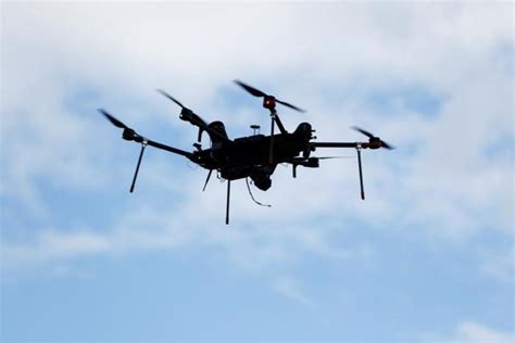 airspace systems ha desarrollado  dron  caza drones qore