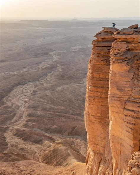 How To Visit The Edge Of The World In Riyadh Complete Guide