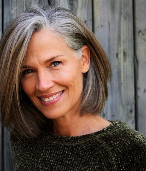 18 casual medium length hairstyles for women over 50 gray