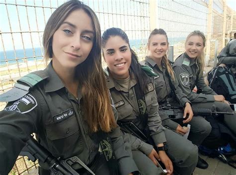 am chai israel military women military girl israeli female soldiers