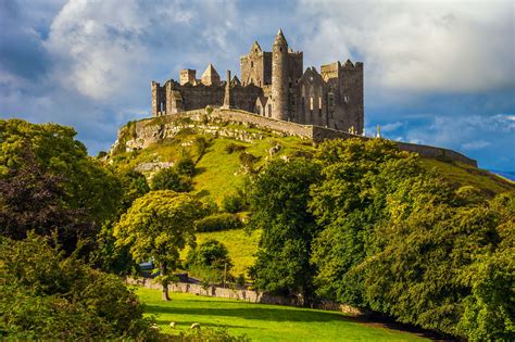 irish castles showcase  dramatic beauty  historic ireland lonely planet
