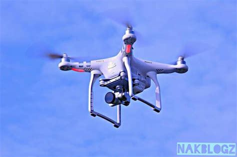 kelebihan  kekurangan drone pesawat  awak nak blogz
