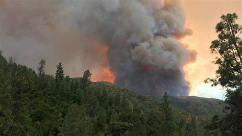 wildfires burning in oregon california