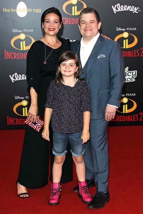 patton oswalt wife and daughter hit the incredibles 2 premiere