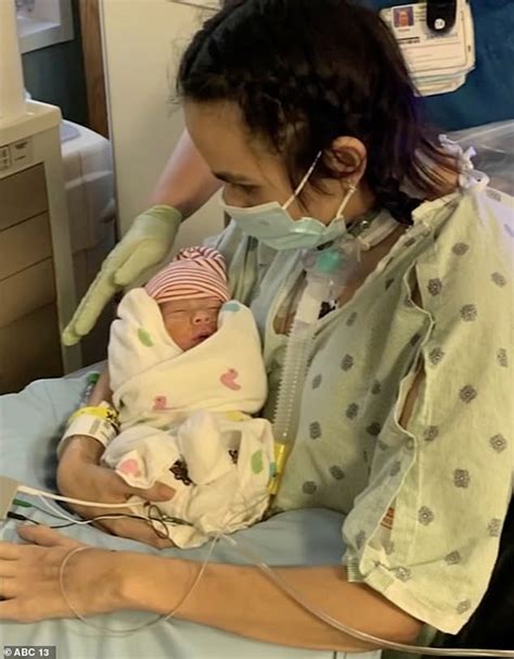 unvaccinated pregnant mom gives birth to son after heart attack and