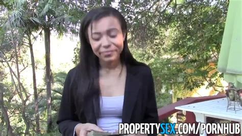 Propertysex Rookie Real Estate Agent Fucks At Open House