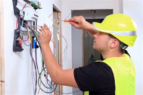 average electrician salary     electricians  gazette review