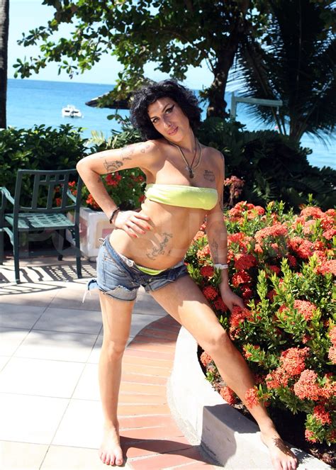 photos of amy winehouse vacationing in st lucia in a bikini popsugar celebrity