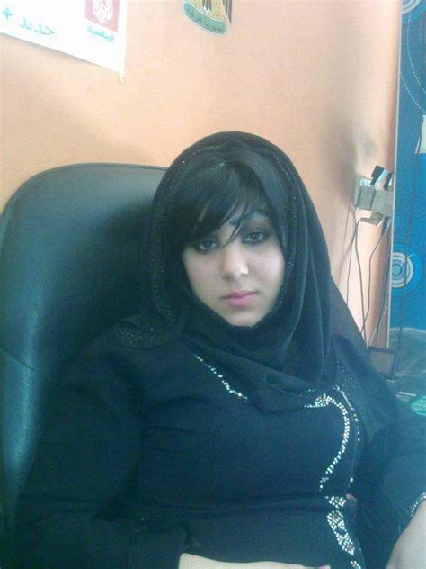 Best Arab Pics Local Uae Girl At Office Pic