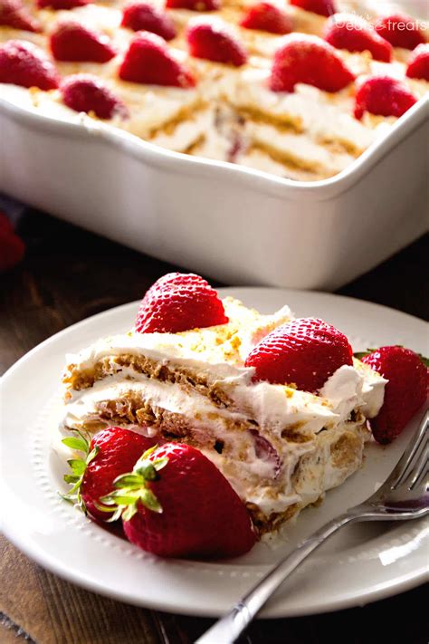 bake strawberry cheesecake icebox cake recipe julies eats treats