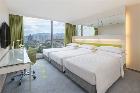 hotel  stay  hong kong deluxe triple room packages