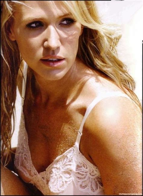 Poppy Montgomery Nude And Sexy 133 Photos Video [updated] Thefappening