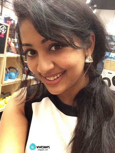 Homely Hot Actress Navya Nair Pictures Wwe Snaps