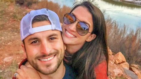 The Bachelor Couple Jade Roper And Tanner Tolbert Lose 1 Million