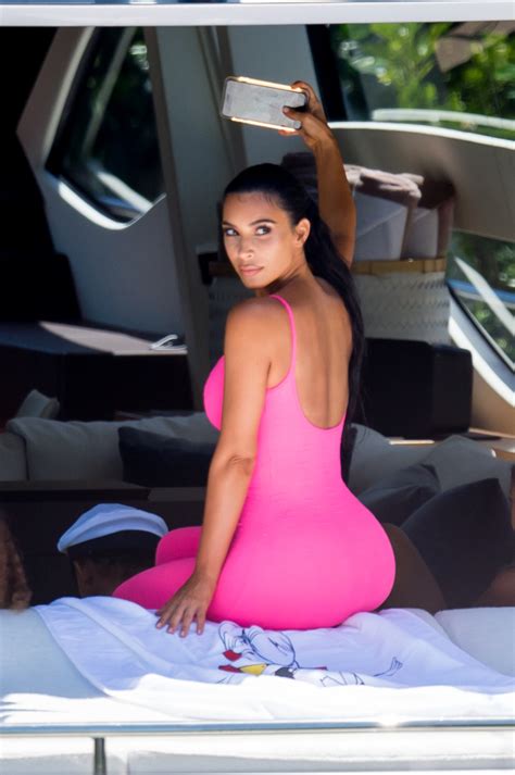 kim kardashian says she hates having such a big butt bossip
