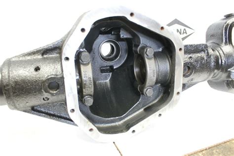 dana  solid front axle housing ford super duty