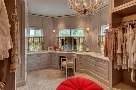 7 Ideas For Designing The Perfect Dressing Room
