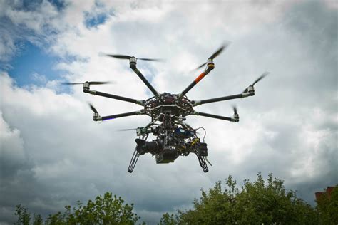 petas  hunter hunting drones