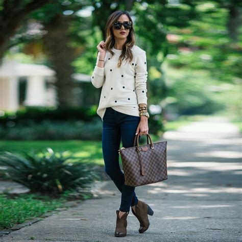 fashion work  outfits  mujeres de estilo tradicional