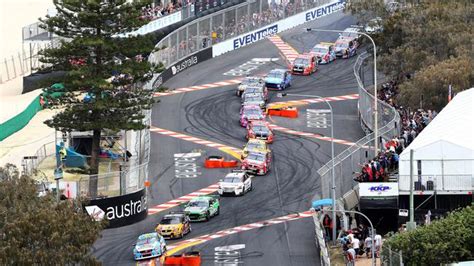 Gold Coast 600 Race On Track To Crack Magic 200 000 Crowd