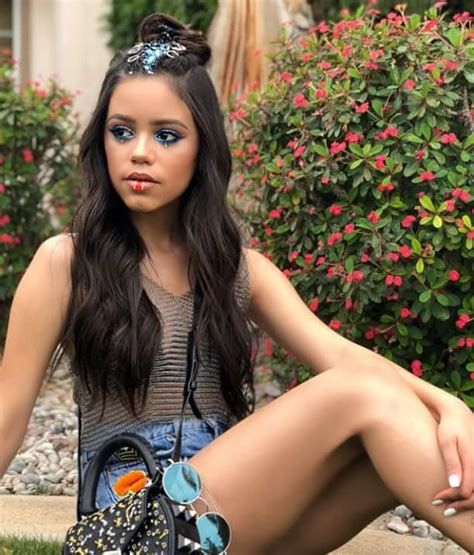 75 hot pictures of jenna ortega are here to take your breath away