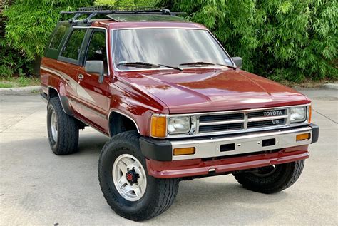 reserve  toyota runner    sale  bat auctions sold    july