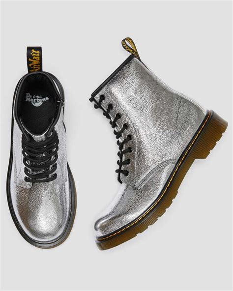 jugend  crinkle metallic dr martens