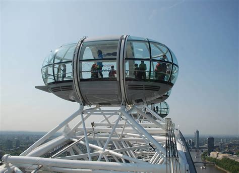london eye observation wheel  london capsules poma