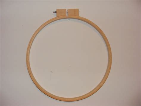 Large Round Wooden Hoop For Embroidery And Quilting 14