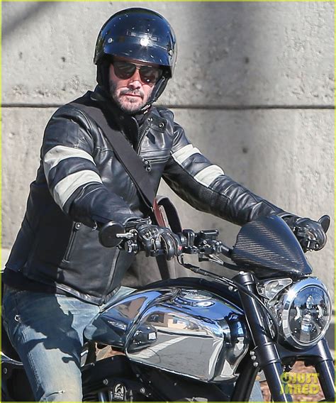 Keanu Reeves Starts His New Year With A Ride On His Motorcycle Photo