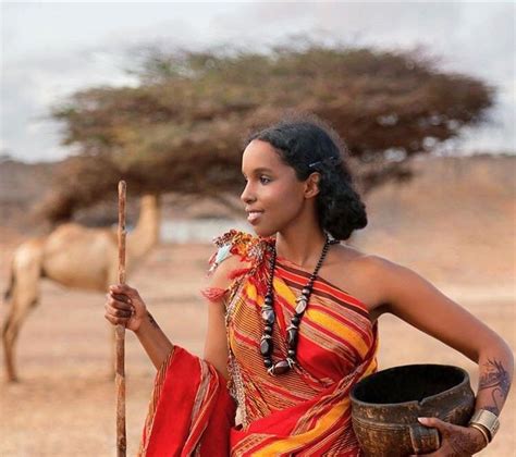 somali beauty  traditional dress somali clothing somali clothes