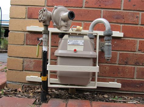 stopping  smart gas meter installation  australian shows   stop smart meters