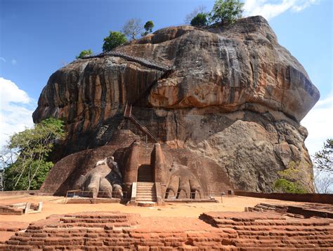 sigiriya rock fortress travel sri lanka blog