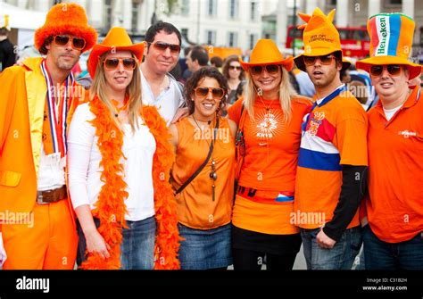 holland house group  dutch people celebrating  dutch queens day  trafalgar square