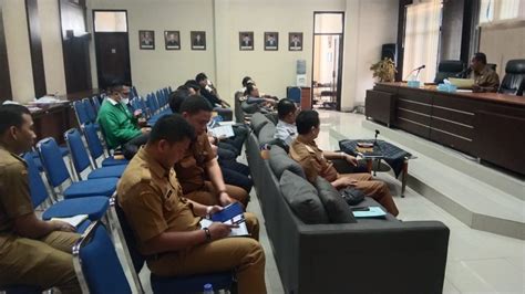 rapat kerja komisi   pt pln area kabupaten ciamis  p