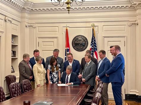 Battle Not Over In Maury Co As Gov Lee Signs Bill Protecting Duck River