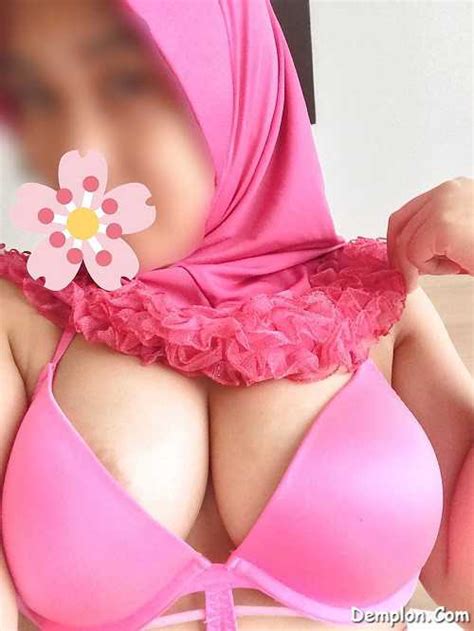 foto telanjang tante jilboobs toket brutal ukuran jumbo