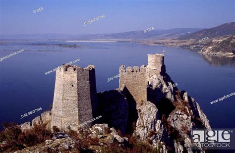 derdap national park  golubac fortress built   banks