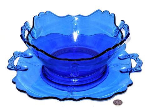 Vintage L E Smith Large Cobalt Blue Glass Bowl And