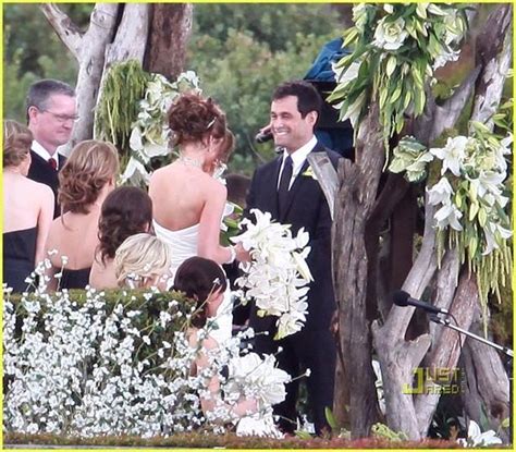 celebrity weddings bachelor jason mesnick marries molly