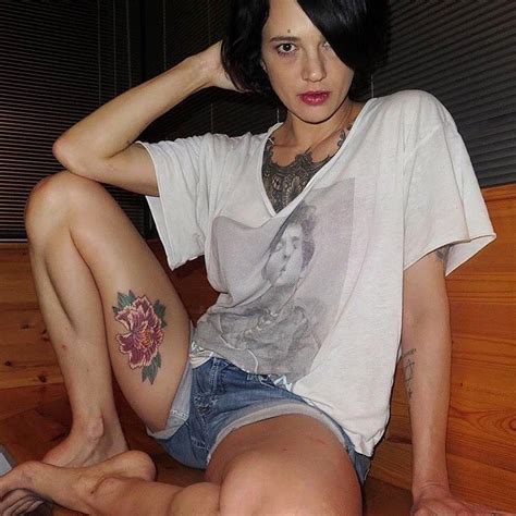 Asia Argento Nude And Sexy 30 Photos The Fappening