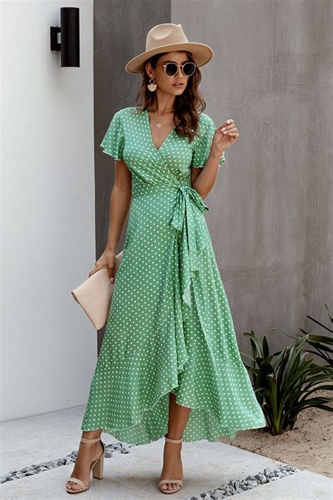 Polka Dot Wrap Dress With V Neck And Short Sleeve In 2020 Maxi Dress