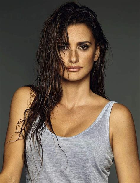 61 sexy penélope cruz pictures captured over the years geeks on