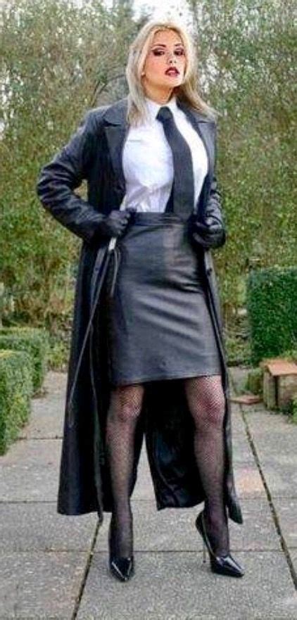 mistress miss brooks レザースカート 黒のレザー 女性