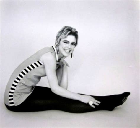 beautiful pics of edie sedgwick photographed by fred