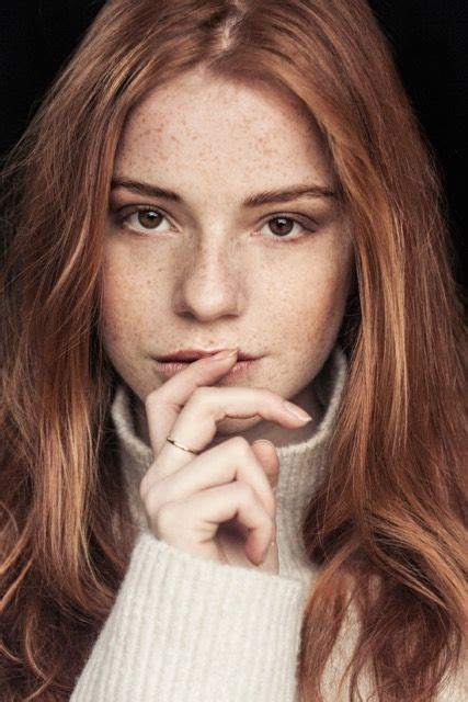 Luca Hollestelle Red Hair Redhead Beauty Redheads
