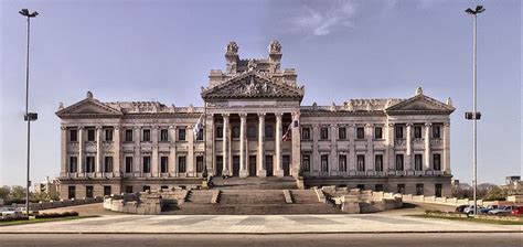 palacio legislativo palacios republica oriental del uruguay uruguay