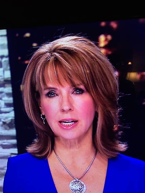 female news anchors with short hair wavy haircut