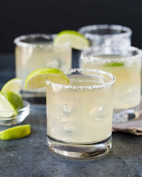 7 Flavorful Recipes For Fresh Margaritas On The Rocks Garnish With Lemon