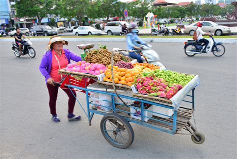street vendors cambodia